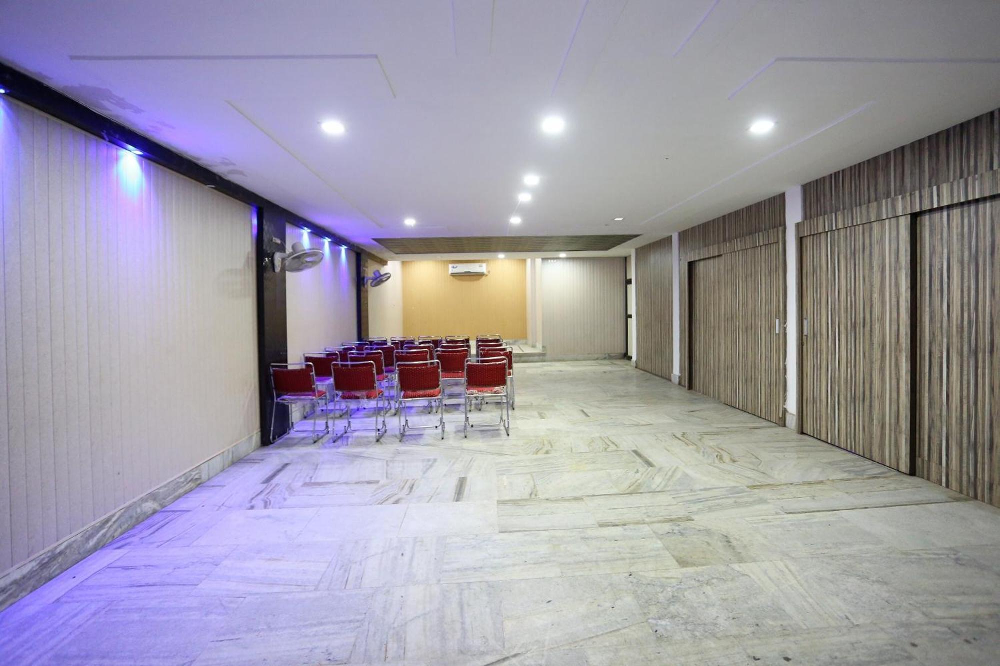 Hotel O Kanha Continental อัครา ภายนอก รูปภาพ