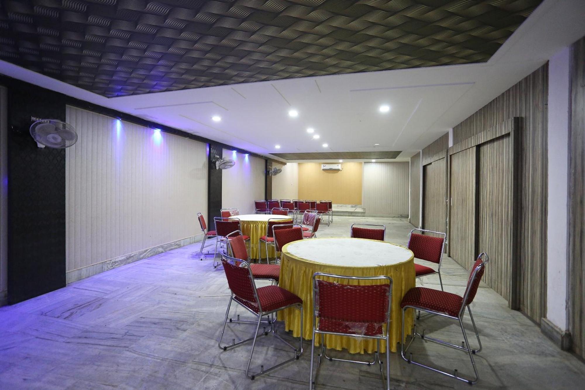 Hotel O Kanha Continental อัครา ภายนอก รูปภาพ